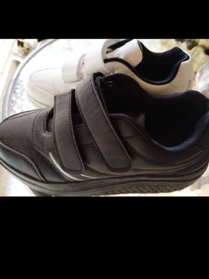 Jomix women's sneakers new size 36, excellent condition