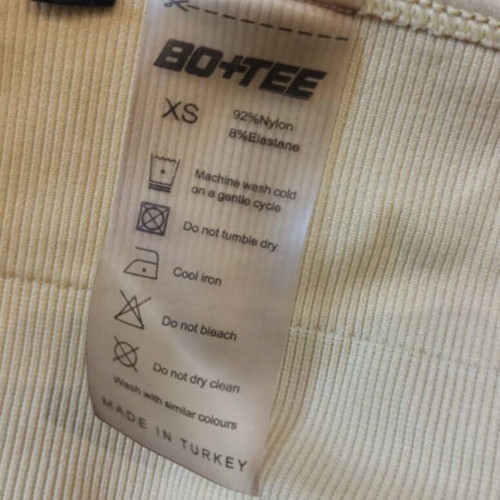 Bo+tee halter neck sports bra like new, yellow, size XS