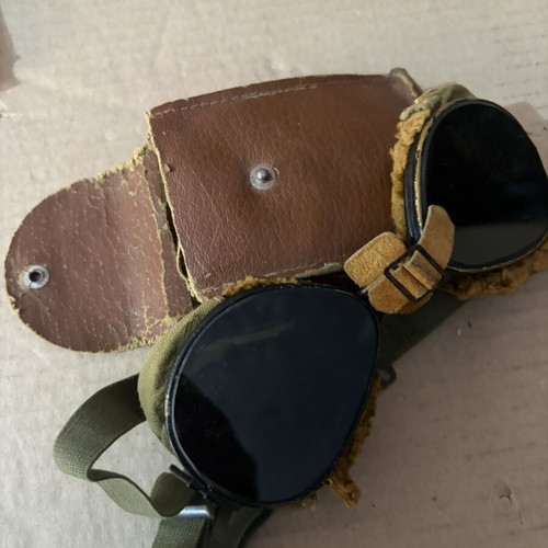 Collectible set of 3 vintage optics items