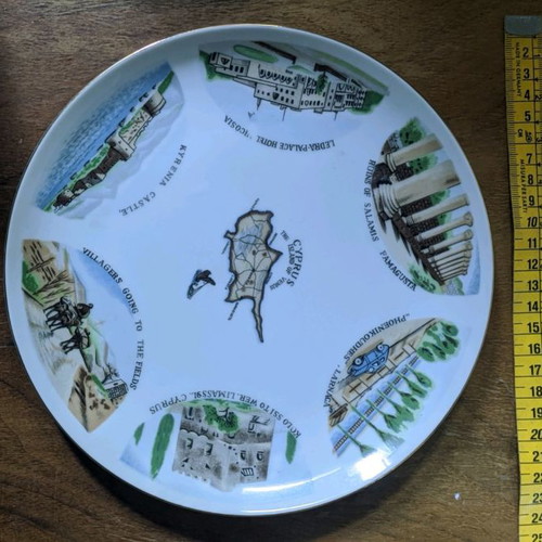 Souvenir antiques set of 9 pieces