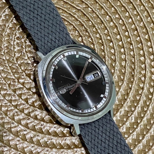 Seiko 6119-6003 Vintage watch used, gray