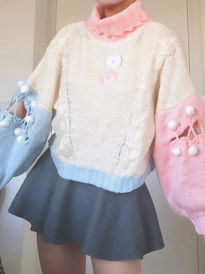 Knit sweater with balloon sleeves in pastel pink, blue and cream, like new