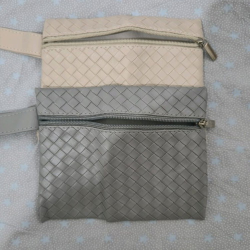 Handbags like new, gray and beige, set of two pieces