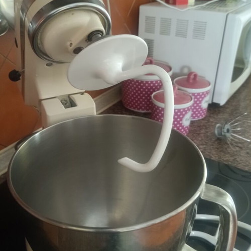 Kitchenaid Artisan kitchen machine mixer, white