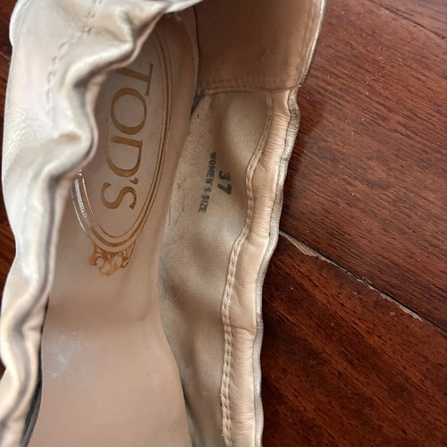 Tod's ballerinas size 37 like new, gold