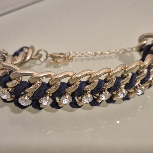 Women's bracelet with gold chain, rhinestones & woven cord