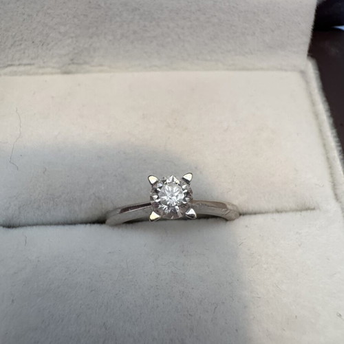 Real Diamond 0.50ct Round Brilliant with GIA Certification like new