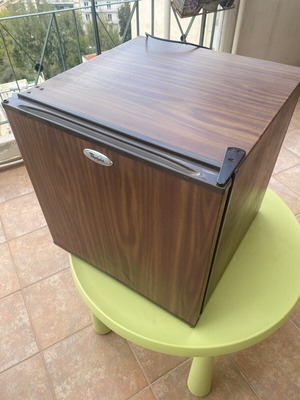 Whirlpool mini fridge freezer like new with dark wood finish