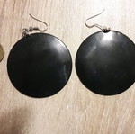 Earrings used, plastic material