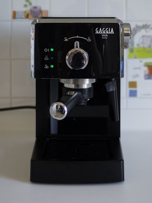 Gaggia Viva Style Black semi-professional coffee maker like new