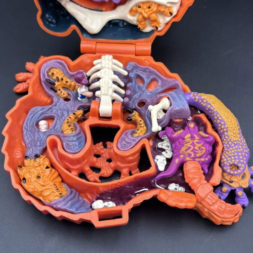Mighty Max Lashes the Lizard Doom Zone Series 3 playset like new