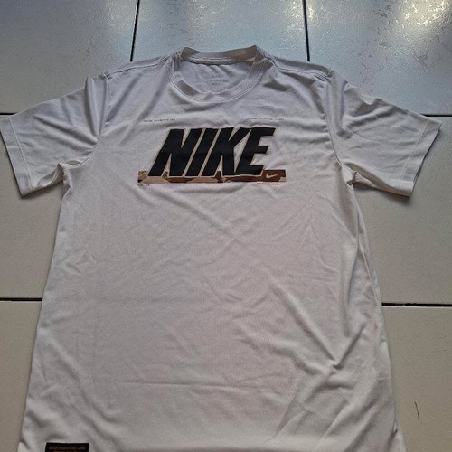 Nike Dri-Fit shirt size M, like new, white