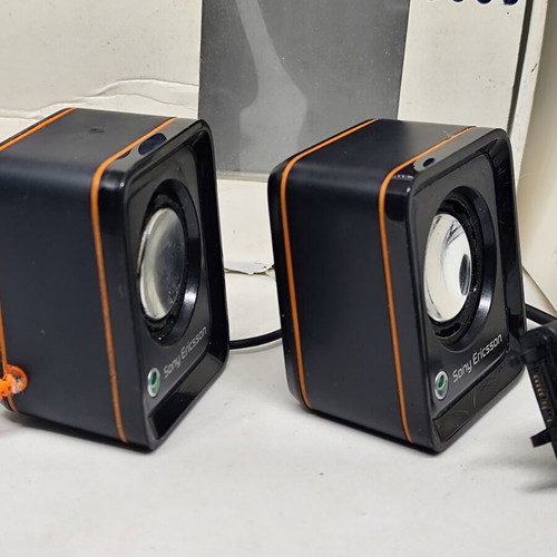 Sony Ericsson MPS-70 vintage external speakers like new with box and manuals