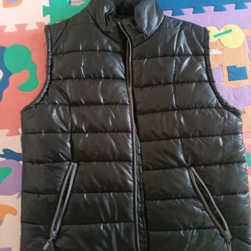 Sleeveless vest XL black like new