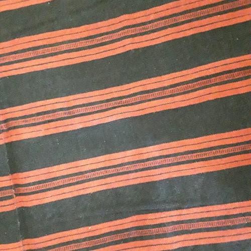 Woven blanket new red fire with black 1.98x1.55m