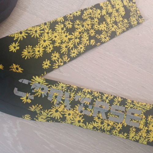 Converse leggings used, black with yellow flowers, size S