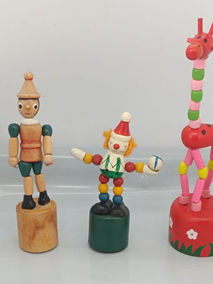 Подвижни дървени играчки като ново