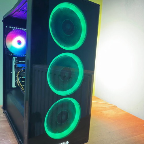 Gaming PC like new with NVIDIA RTX 3060 and AMD Ryzen 5 5600X