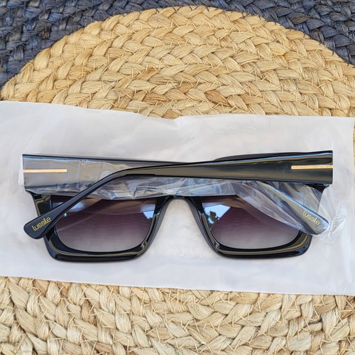Lussile Women's Sunglasses New Black and Gold