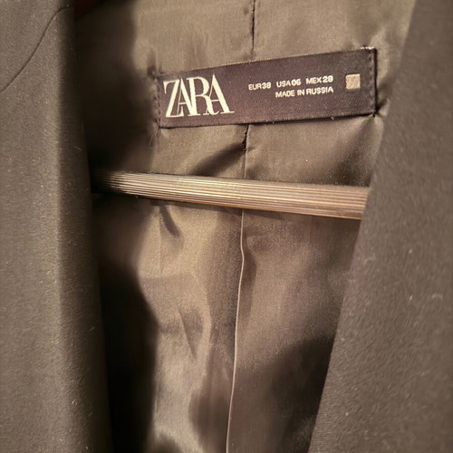 Zara black fitted blazer size M used