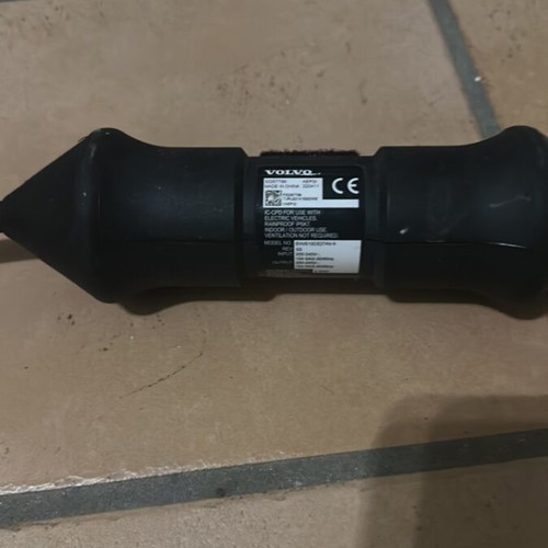 Volvo EV Charger charging cord like new for C40 S60 S90 XC60 XC90