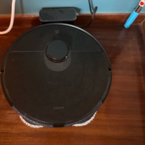 Xiaomi s20+ vacuum cleaner like new with accessories