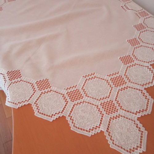 Handmade Lefkaditiko embroidered tablecloth like new, white 0.70x0.70