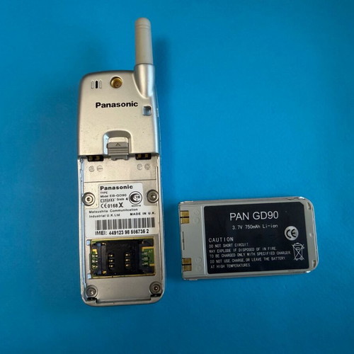 Panasonic EB-GD90 Retro Mobile Phone like new, silver