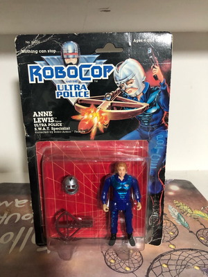 Anne Lewis Kenner Robo Cop 1988 figure like new