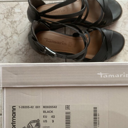 Tamaris women's black leather platform sandals like new, size 40