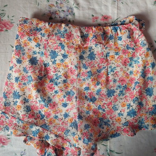 Bershka skirt shorts multicolor size XS like new