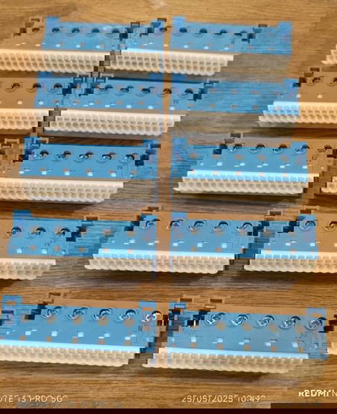 ЗА ПРОДАЖБА 10x Блокове за бързо свързване Hager 63A (17x4mm² + 5x25mm²)