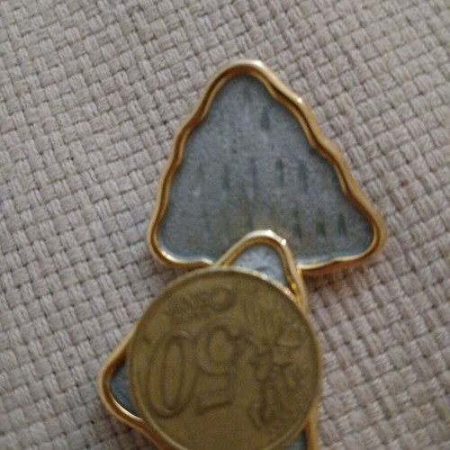 Vintage clip-on earrings gold plated like new