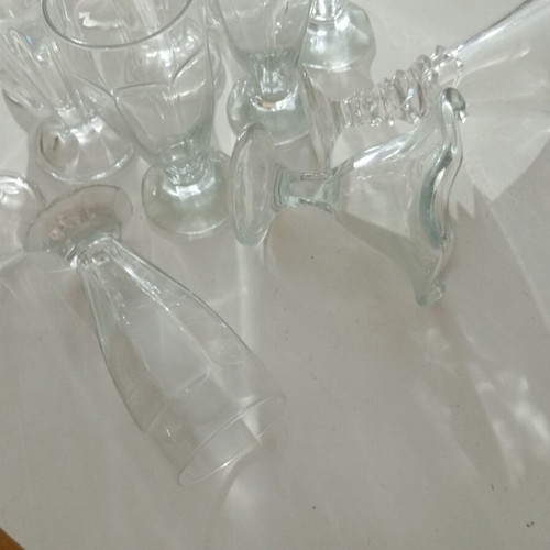 Ice cream glasses and bowls set of 12 like new, thick glass