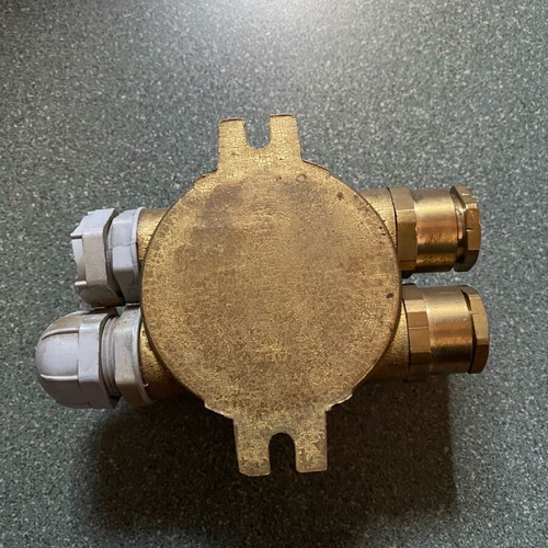 Ship bronze distribution box like new