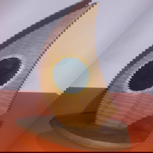 Ξύλινο επιτραπέζιο ρολόι μεταχειρισμένο σε σχήμα βάρκας με πανί 26x30 cm