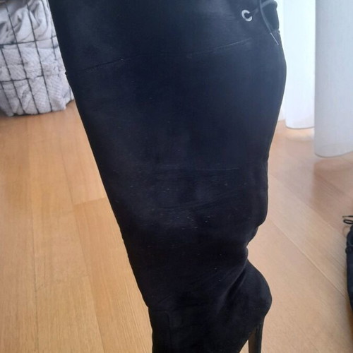 Over the knee boots size 39 like new, black with platform