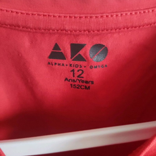 T-shirt 12 years like new, red, size 152 cm