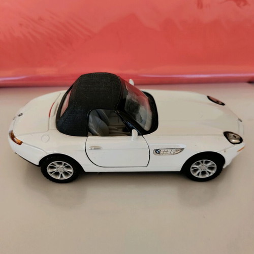 BMW Z8 convertible toy car collectible like new