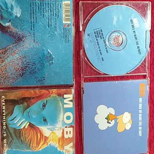 Moby 8 CD set like new, electronic genre