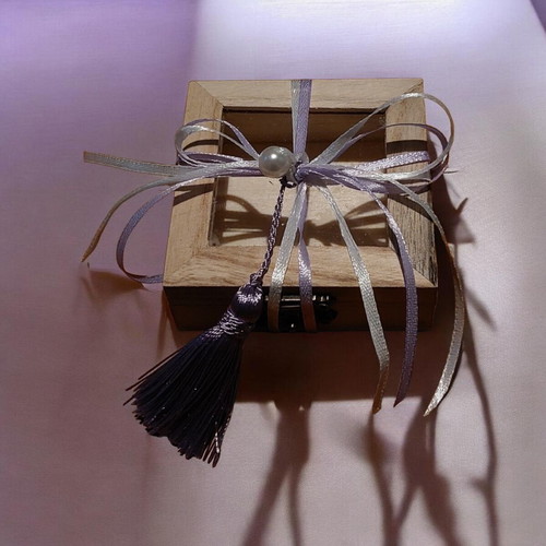 Wooden box for bomboniera 8×8×3cm new