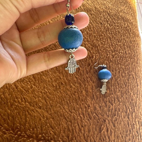 Dangling earrings unused