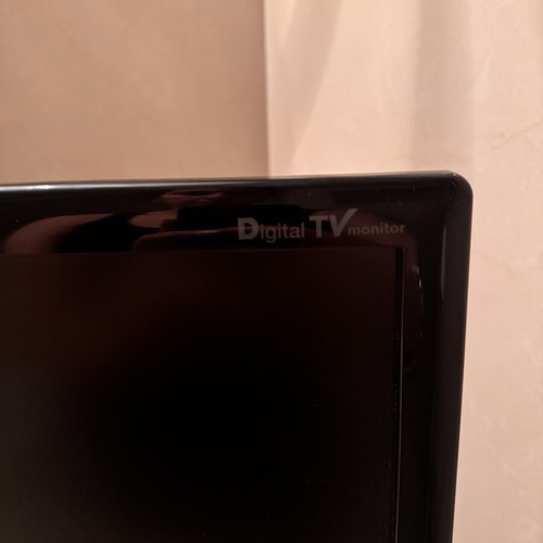 LG Flatron TV Monitor 20 Inch Model M2094DJ Like New