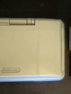 Nintendo DS Silver (Fat) console with Pokemon Pearl and 2 games