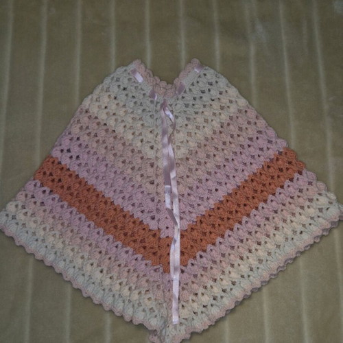 Handmade knitted cape and skirt set new pink