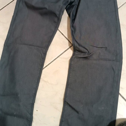 Boss men's pants gray size 31/32