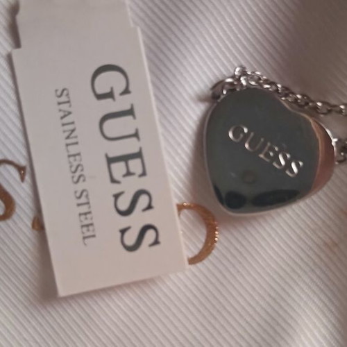 Guess stainless steel heart pendant necklace new, silver