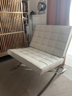 Barcelona leather armchair, white