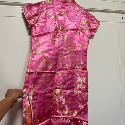 Pink dress for 8-year-old girls from Paris like new