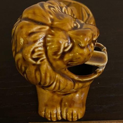 Lion Ashtray vintage brown ceramic, like new